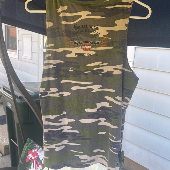 Harley Davidson camo tank - Picture 2 of 5
